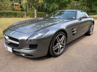 MERCEDES-BENZ SLS