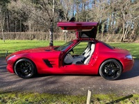 MERCEDES-BENZ SLS