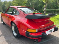 PORSCHE 911 CLASSIC